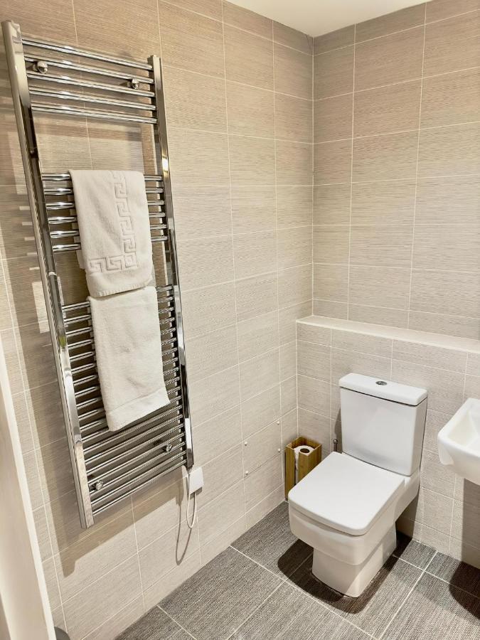 Koala & Tree - Modern 1 Bed Apartment For 4 Guests In The Heart Of Cambridge - Short Lets & Serviced Accommodation CBG Exterior photo